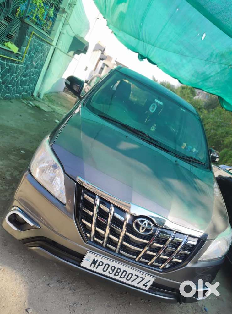 Toyota Innova 2.5 G (diesel) 7 Seater Bs Iv, 2014, Diesel