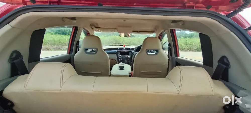 Mahindra Kuv 100 2017 Petrol 46757 Km Driven