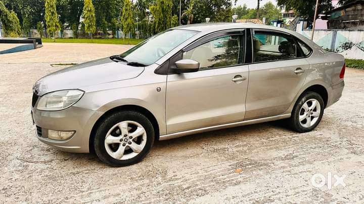 Skoda Rapid 1.5 Tdi Ambition With Alloy Wheel, 2012, Diesel
