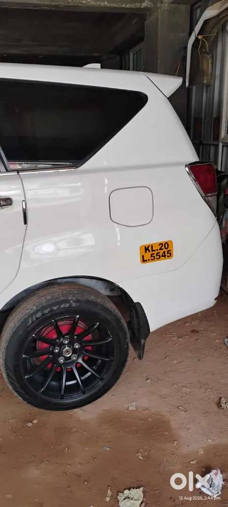 Toyota Innova Crysta 2017 Diesel Manual