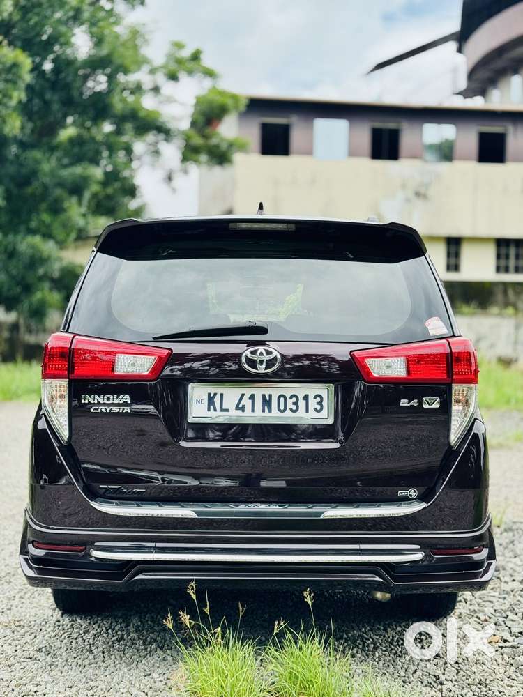 Toyota Innova Crysta 2.4 V, 2017, Diesel