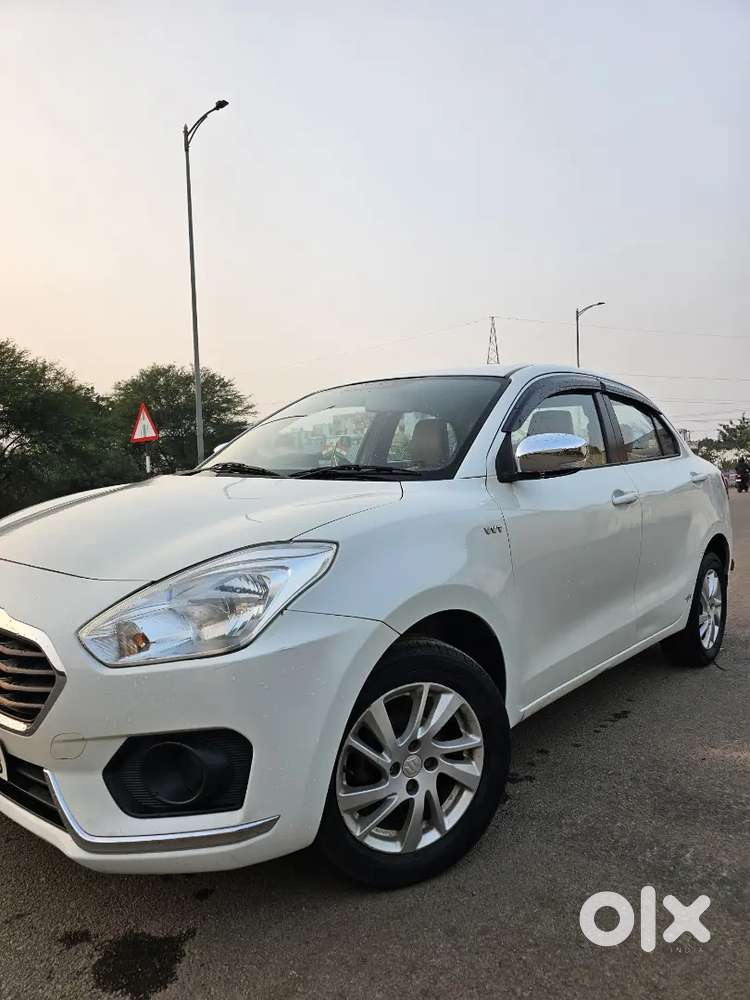 Maruti Suzuki Dzire 2017 Petrol 73500 Km Driven