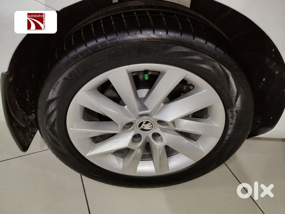 Skoda Superb 2.0 L&k Tsi At, 2017, Petrol