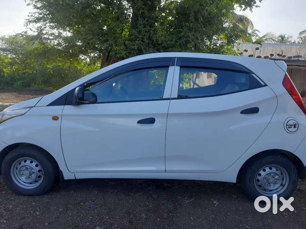 Hyundai Eon 2015 Petrol Well Maintained