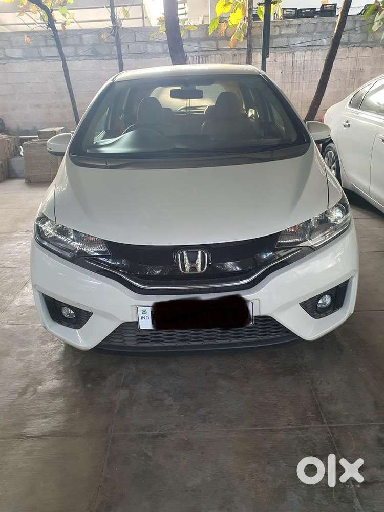 Mint Condition Auto Top V Honda Jazz Used In The Radius Of Only 30 Kms