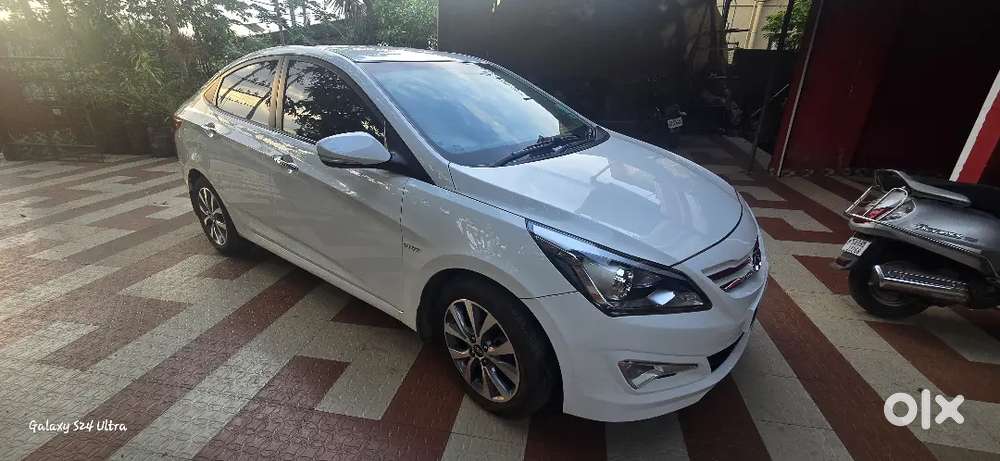 Hyundai Fluidic Verna 2015 Petrol 42000 Km Driven