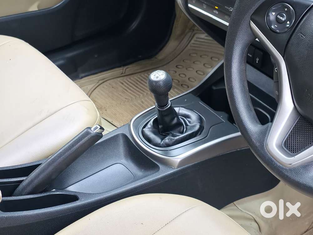 Honda City V Mt, 2014, Petrol
