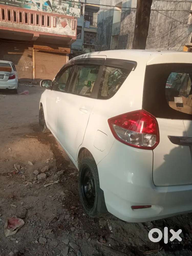 Maruti Suzuki Ertiga 2016