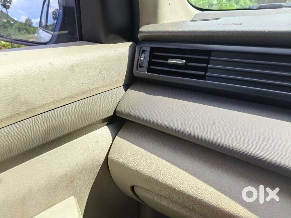 Maruti Suzuki Ertiga Vxi (o) Cng, 2025, Cng & Hybrids