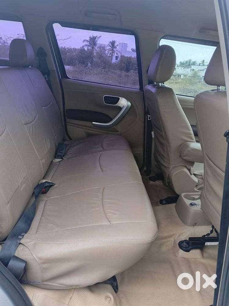 Mahindra Tuv 300 T8, 2018, Diesel