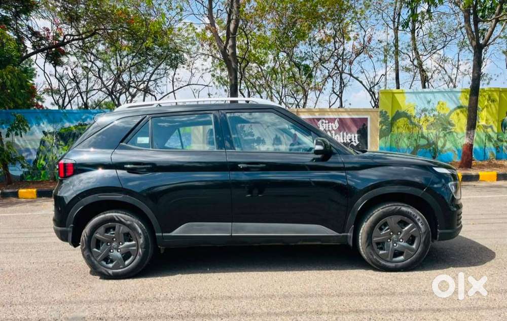 Hyundai Venue 1.2 S (o), 2025, Petrol