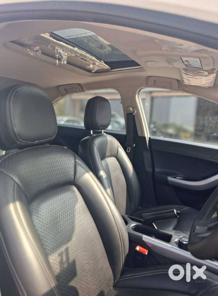 Tata Nexon 1.2 Revotron Xm (s), 2022, Petrol