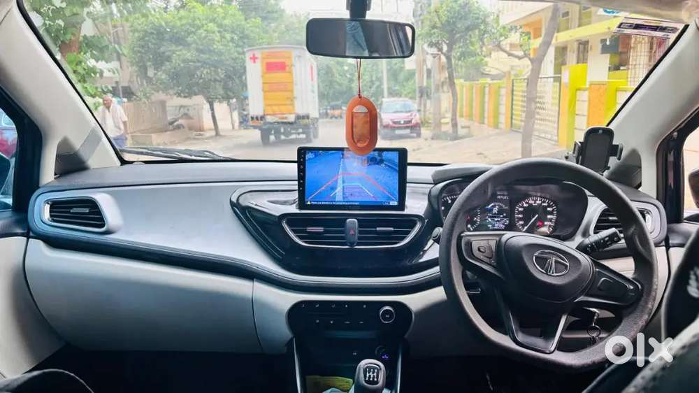 Tata Altroz Xm Plus 2025