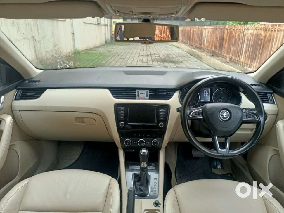 Skoda Octavia 1.8 Tsi Style Plus At, 2016, Petrol