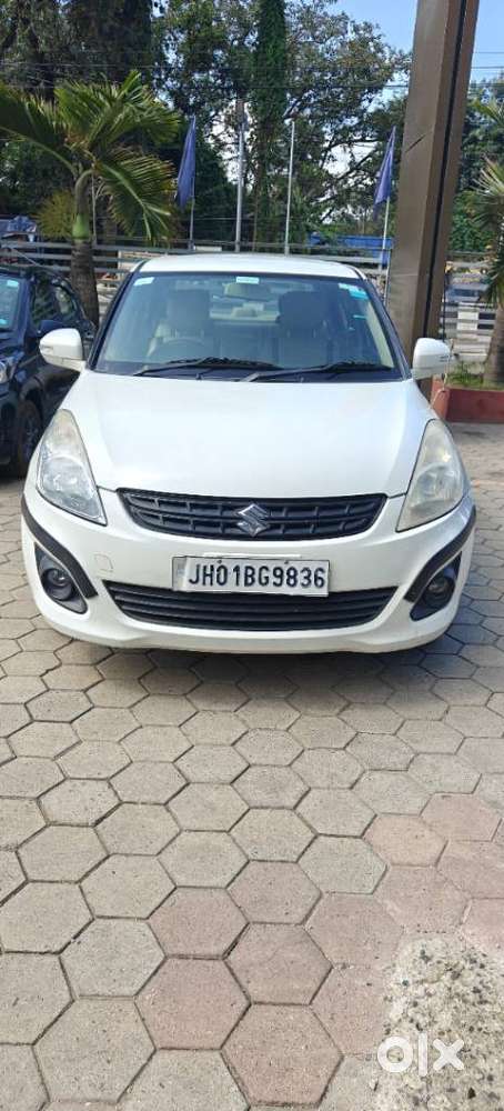 Maruti Suzuki Swift Dzire 1.2 Vxi Bsiv, 2014, Petrol