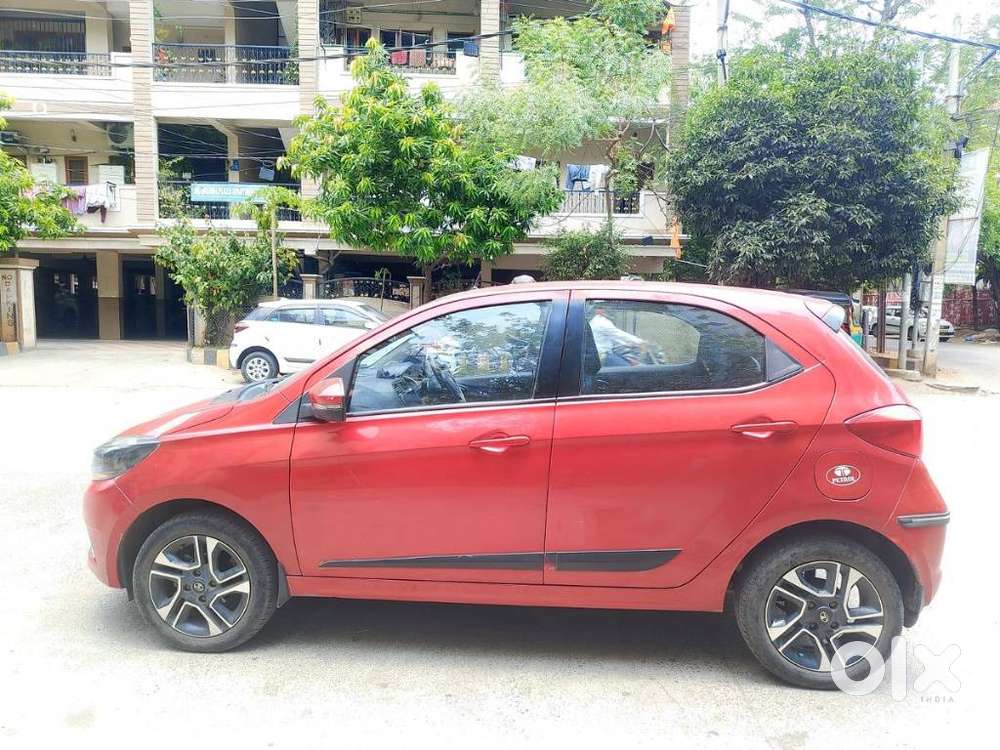 Tata Tiago 1.2 Revotron Xza, 2018, Petrol
