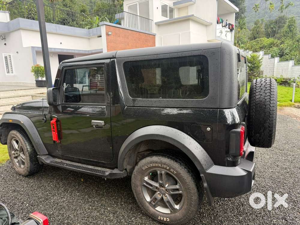 Mahindra Thar Lx Mt 2wd 2023