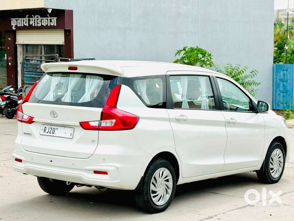 Toyota Rumion S Cng, 2025, Cng & Hybrids