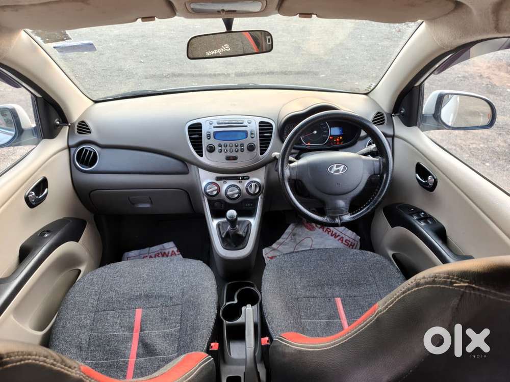 Hyundai I10 Sportz, 2014, Petrol