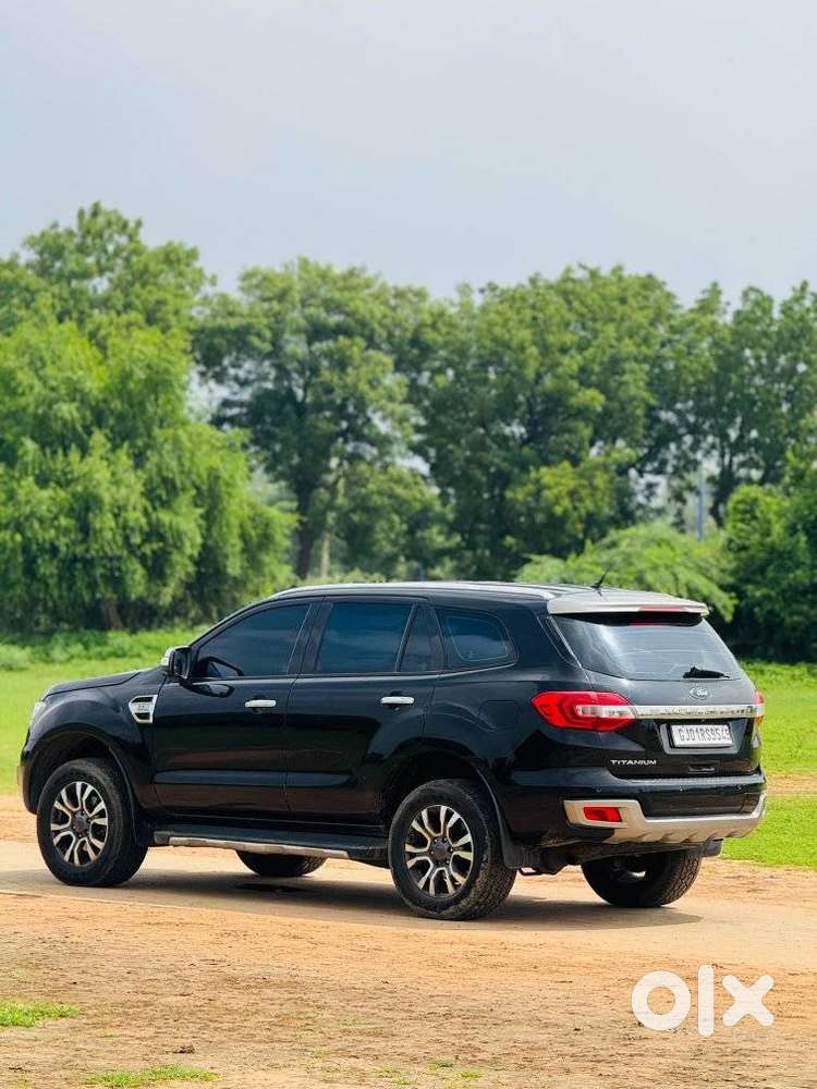 Ford Endeavour 2.2 Titanium At 4x2, 2016, Diesel