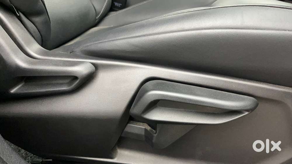 Tata Nexon 1.2 Revotron Xz Plus (l) Dark Edition, 2023, Petrol