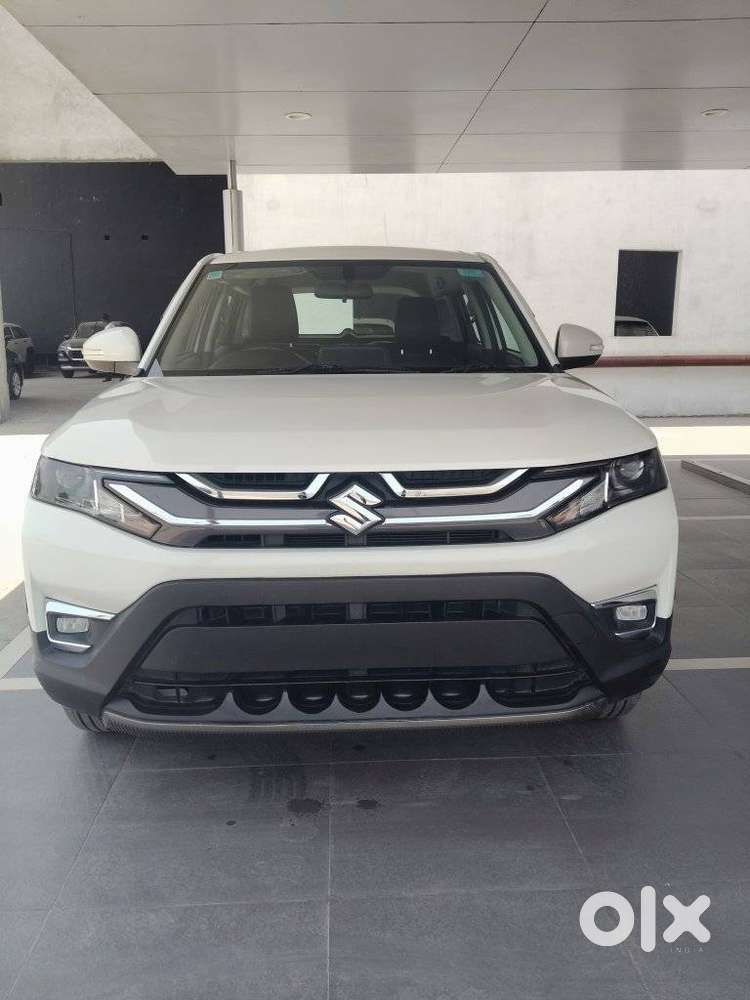 Maruti Suzuki Brezza 1.5 Lxi Smart Hybrid, 2025, Petrol