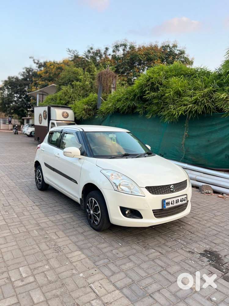 Maruti Suzuki Swift Vxi + Manual, 2014, Petrol