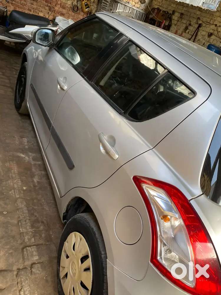 Maruti Suzuki Swift 2013 Diesel 90000 Km Driven
