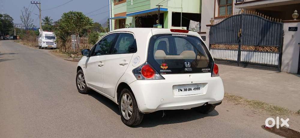 Honda Brio 2011-2013 V Mt, 2013, Petrol