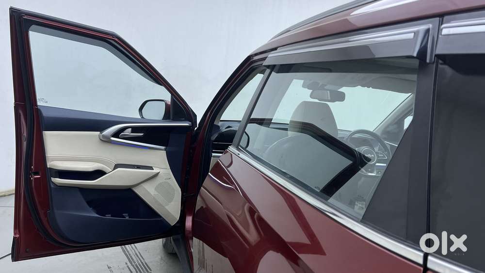 Kia Carens 1.4 Luxury Plus 6 Str, 2022, Petrol
