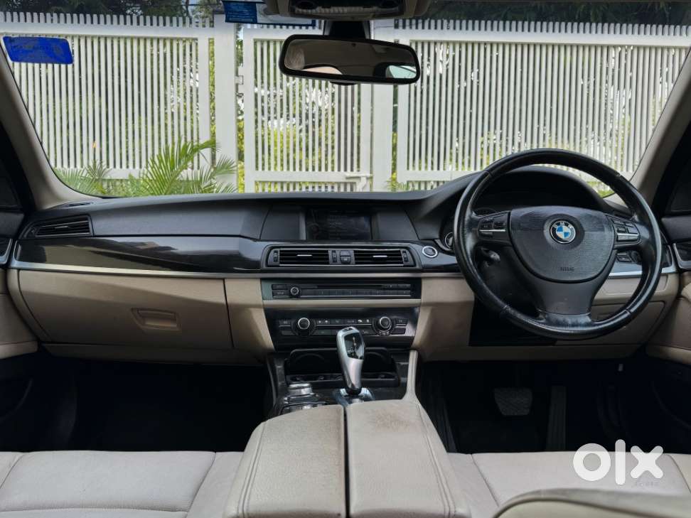 Bmw 5 Series 523i Sedan, 2012, Petrol