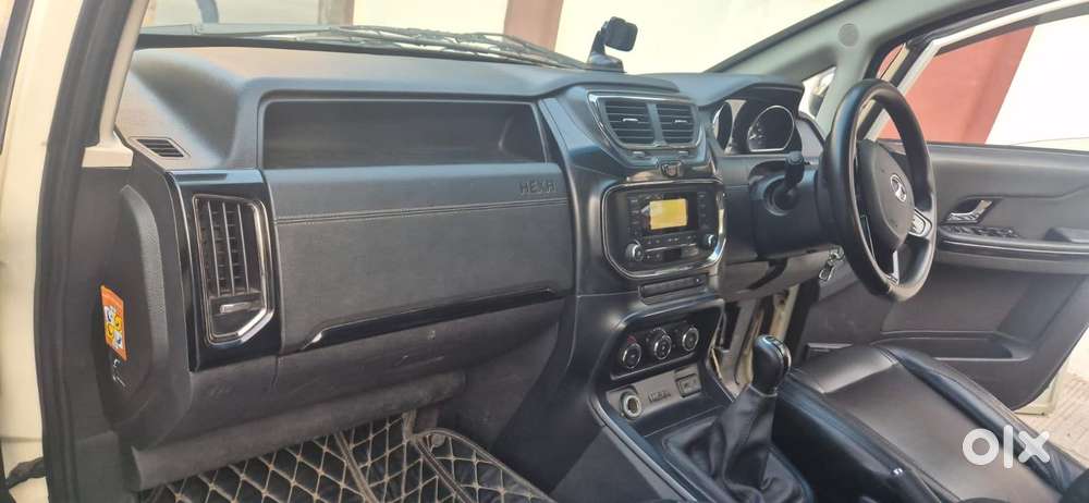 Tata Hexa 2.2 Xe 4x2 7 Str, 2018, Diesel