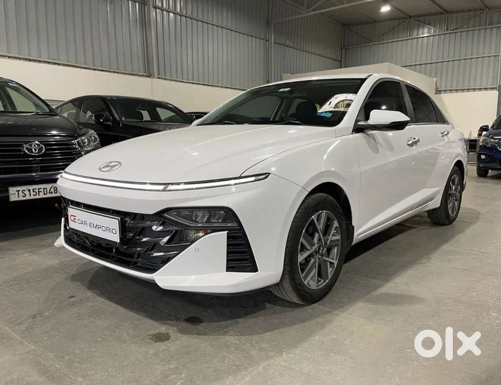 Hyundai Verna 1.5 Sx (o) Vtvt Ivt, 2023, Petrol
