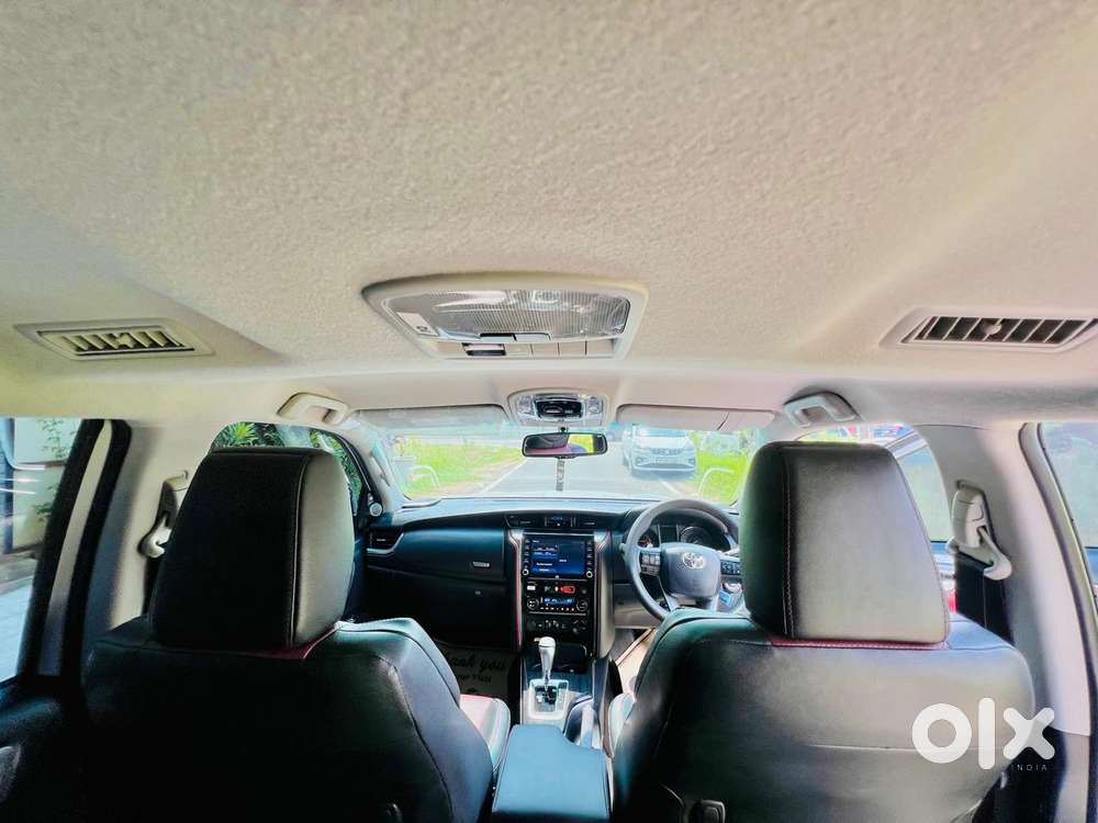 Toyota Fortuner Legender 4x4 At 2.8, 2025, Diesel