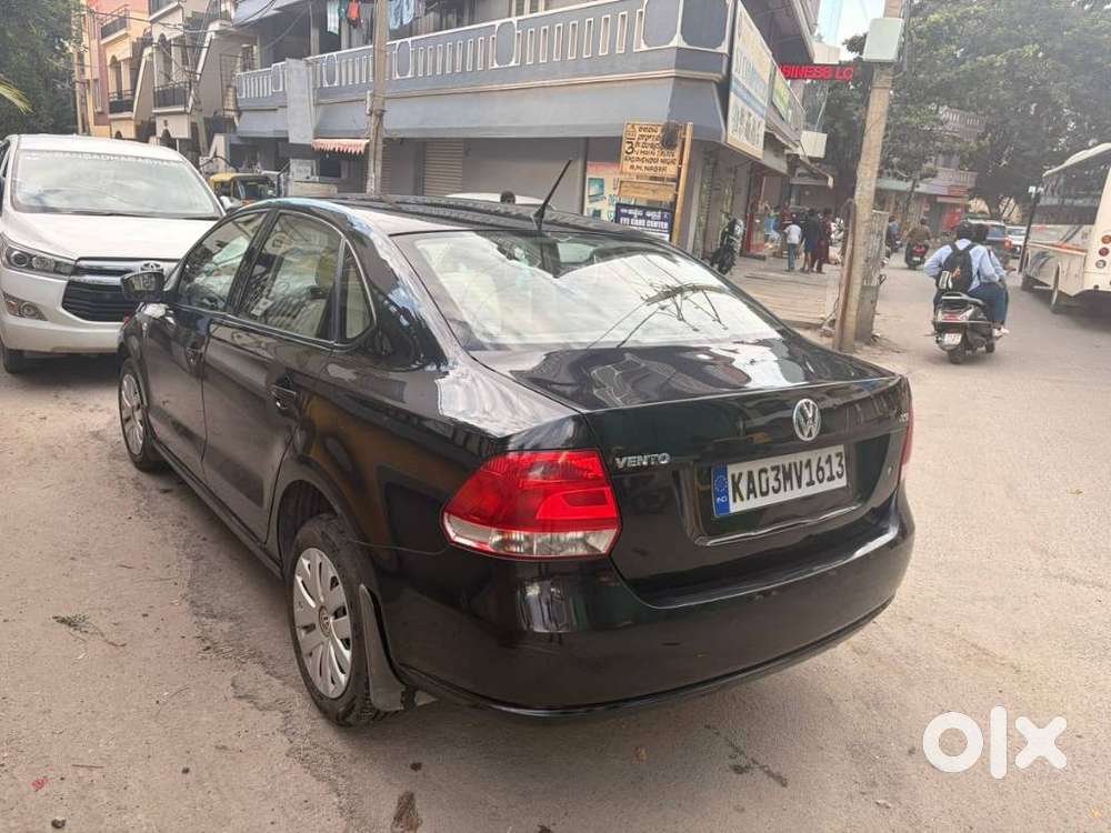 Volkswagen Vento 1.2 Tsi Comfortline At, 2015, Petrol