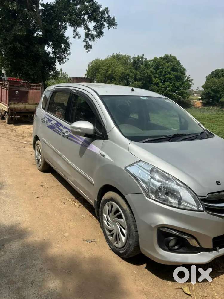 Maruti Suzuki Ertiga 2014 Diesel 125000 Km Drivenp
