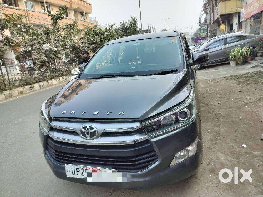 Toyota Innova Crysta