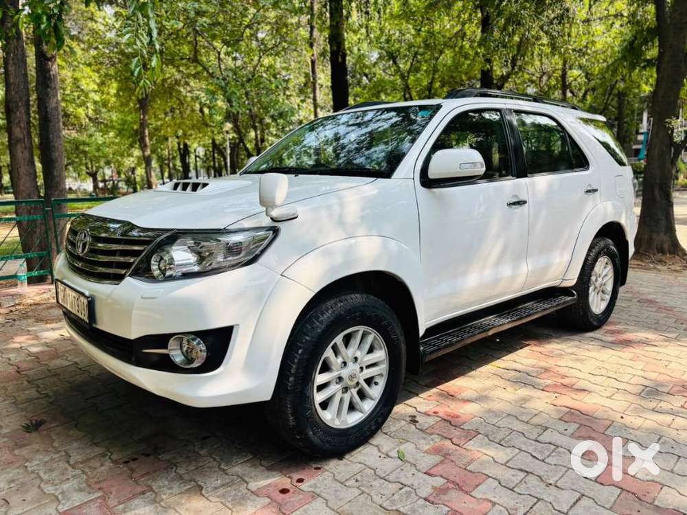 Toyota Fortuner, 2013