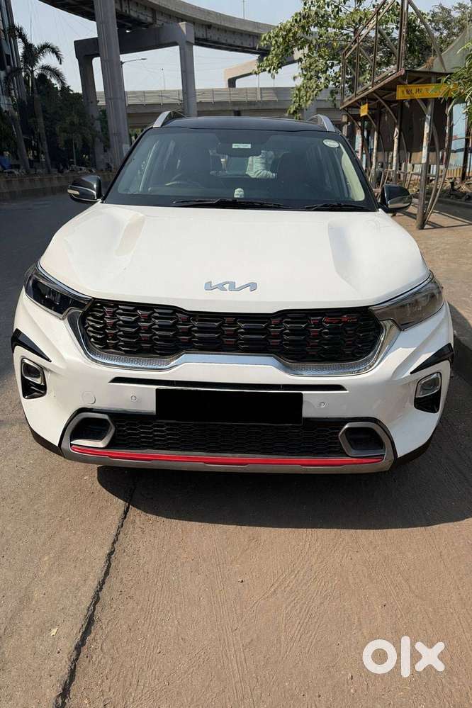 Kia Sonet White [aug 2022 - Bh Passing] Gtx Plus 1.5 At Dual Tone