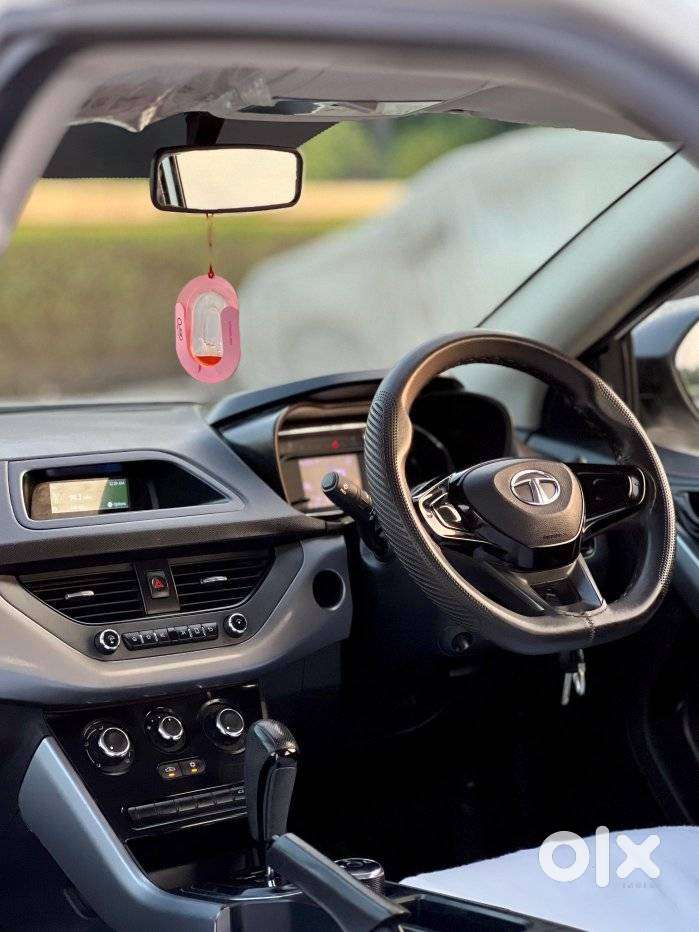 Tata Nexon 1.2 Revotron Xma Amt, 2021, Petrol