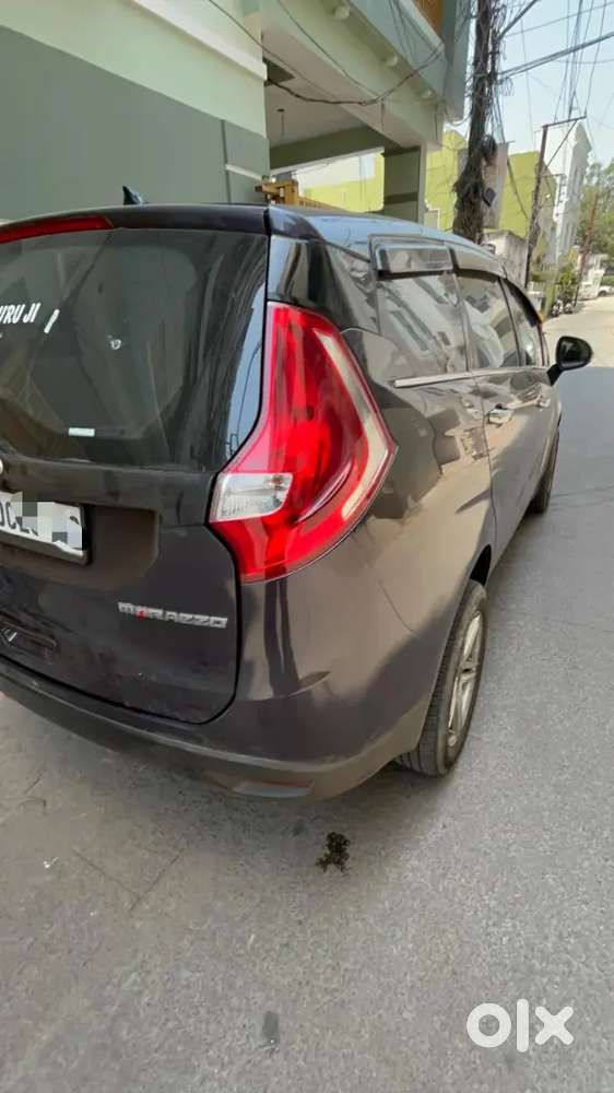 Mahindra Marazzo (5 Lakh) M2 (2019) – Upgraded Tech  17+ Kmpl Mileage