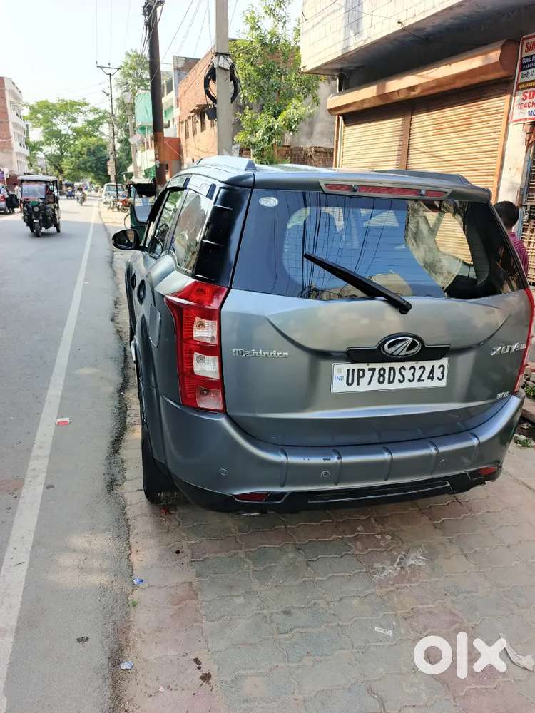 Mahindra Xuv500 2015