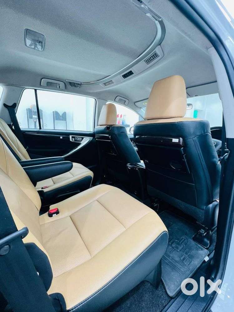 Toyota Innova Crysta 2.4 Z 7 Str, 2025, Diesel