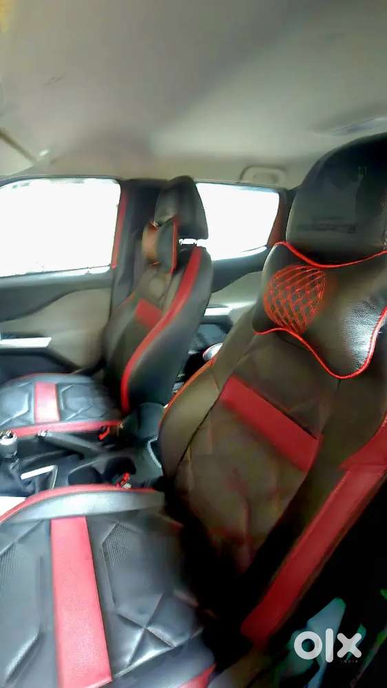 Step Into A Well-maintained Vehicle With The Nissan Magnite Xv