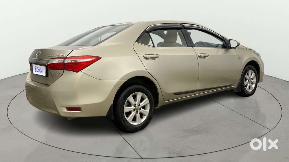 Toyota Corolla Altis [2014-2017] 1.8 G Cvt, 2015, Petrol