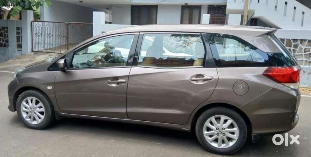 Honda Mobilio 2015 Diesel Well Maintained