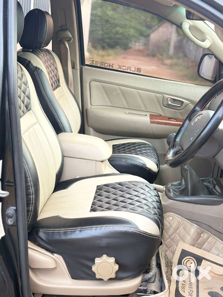 Toyota Fortuner 4x2 Manual, 2011, Diesel