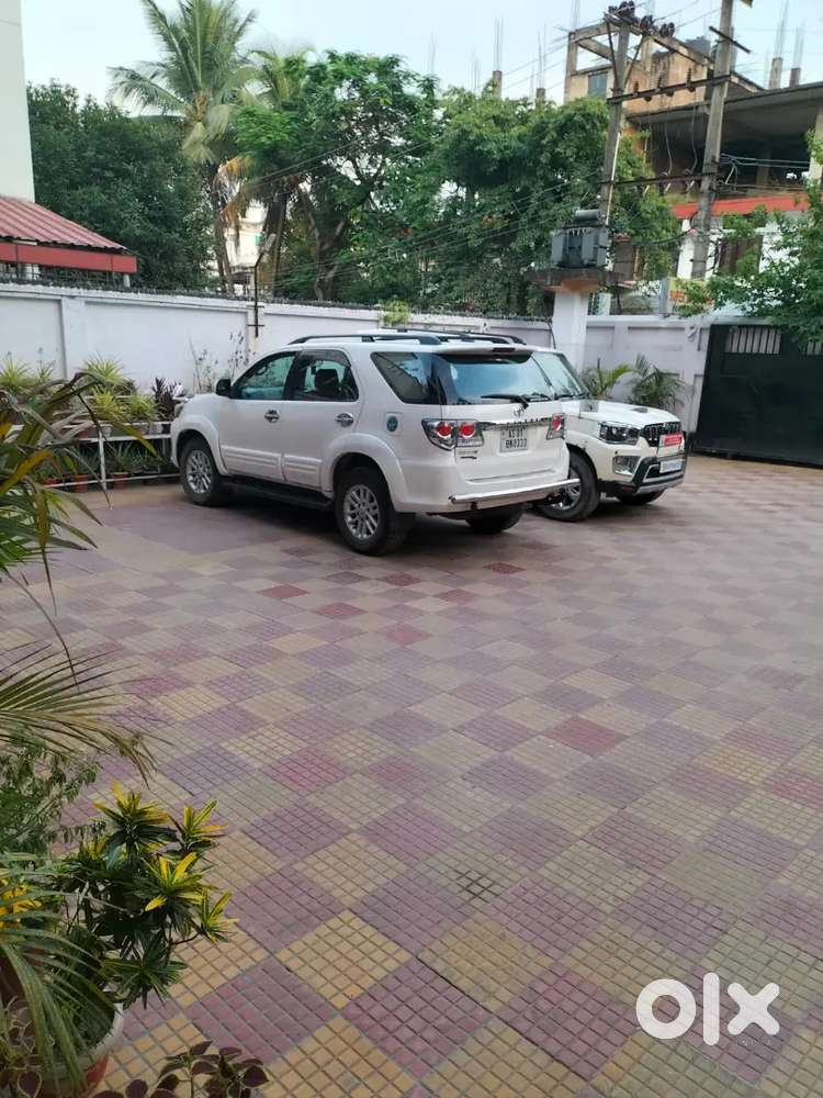 Toyota Fortuner 2014 Diesel 2nd Owner