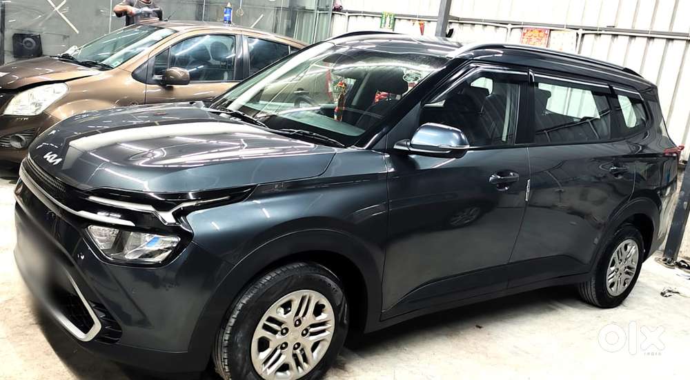 Kia Carens 1.4 Prestige 7 Str, 2023, Petrol
