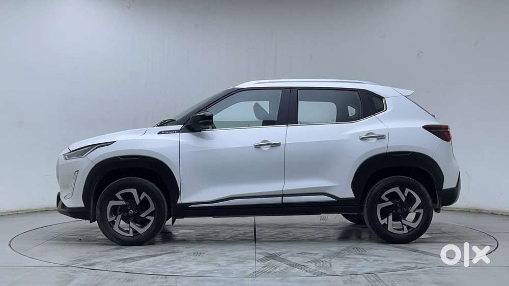 Nissan Magnite 1.0 Xv Premium Turbo Cvt, 2023, Petrol